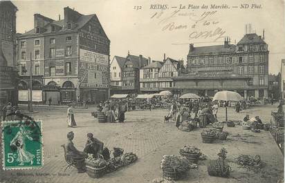 / CPA FRANCE 51 "Reims, la place des marchés"