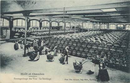 / CPA FRANCE 51 "Moët et Chandon, emmagasinage des vins"
