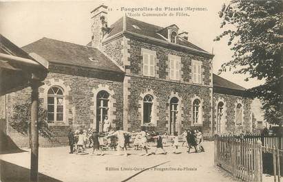 / CPA FRANCE 53 "Fougerolles du Plessis, l'école communale de filles"