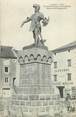 48 Lozere / CPA FRANCE 48 "Châteauneuf de Randon, statue de Duguesclin"