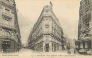 49 Maine Et Loire / CPA FRANCE 49 "Angers, rue Voltaire et rue Chaperronnière"