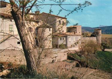 / CPSM FRANCE 26 "Beaufort sur Gervanne, les remparts et les Tourelles"