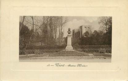 / CPA FRANCE 79 "Niort, statue Main"