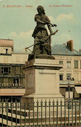 CPA FRANCE 60 "Beauvais, statue de Jeanne Hachette"