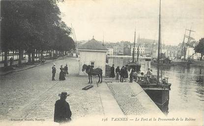 / CPA FRANCE 56 "Vannes, le port et la promenade de la Rabine"