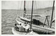 06 Alpe Maritime / CPSM FRANCE 06 "Juan Les Pins, amarrage d'un yacht"