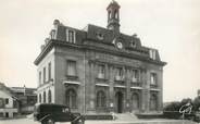 93 Seine Saint Deni / CPSM FRANCE 93  "Saint Denis, l'hôtel de ville"