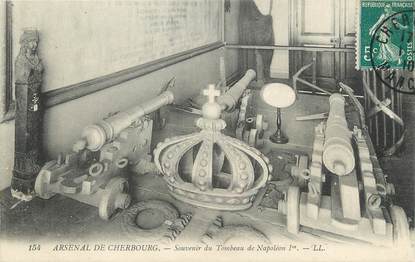 / CPA FRANCE 50 "Arsenal de Cherbourg" / NAPOLEON