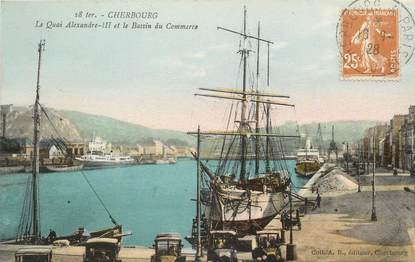 / CPA FRANCE 50 "Cherbourg, le quai Alexandre III et le bassin du commerce"