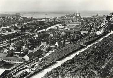 / CPSM FRANCE 50 "Cherbourg, vue générale"