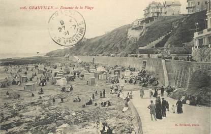 / CPA FRANCE 50 "Granville, descente de la plage"