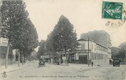 92 Haut De Seine / CPA FRANCE 92 "Suresnes, bld de Versailles et rue Willaumez"