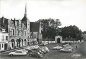 28 Eure Et Loir / CPSM FRANCE 28 "Maintenon, l'hôtel de ville" / DS