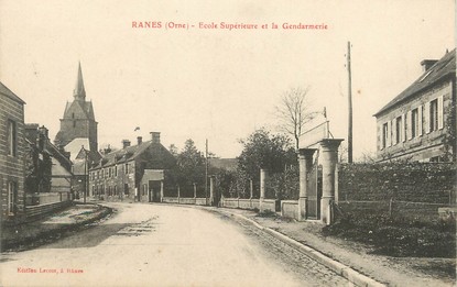 / CPA FRANCE 61 "Ranes, école supérieure de la Gendarmerie"