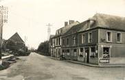 61 Orne / CPSM FRANCE 61 "Gauville, route de Laigle"