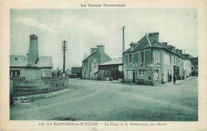 / CPA FRANCE 61 "La Bazoches en Houlme, la place et le monument aux morts"