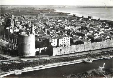 / CPSM FRANCE 30 "Aigues Mortes, vue générale de la tour de Constance"