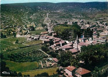 / CPSM FRANCE 30 "Goudargues, vue générale aérienne"