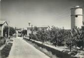 30 Gard / CPSM FRANCE 30 "Méjannes les Alès, entrée du village"