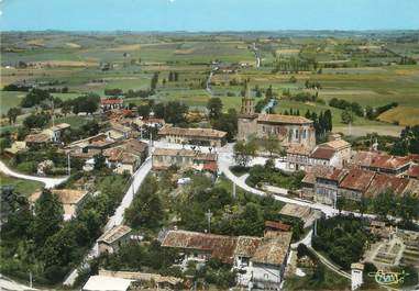 / CPSM FRANCE 31 "Bourg Saint Bernard, vue générale aérienne"