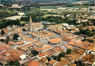 / CPSM FRANCE 31 "Saint Lys, vue d'ensemble, le village"