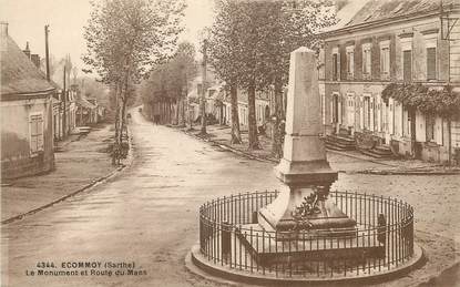 / CPA FRANCE 72 "Ecommoy, le monument et route du Mans "