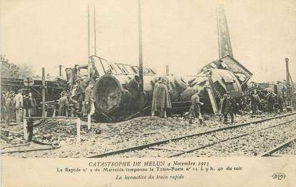 / CPA FRANCE 77 "Catastrophe de Melun 1913, la locomotive du train rapide"