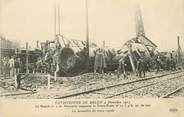 77 Seine Et Marne / CPA FRANCE 77 "Catastrophe de Melun 1913, la locomotive du train rapide"