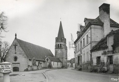 / CPSM FRANCE 49 "Saint Martin de la Place, place de l'église"