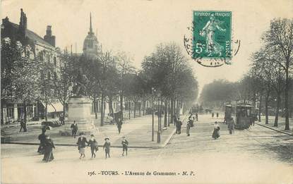 / CPA FRANCE 37 "Tours, l'avenue de Grammont"