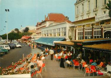 / CPSM FRANCE 33 "Arcachon, le bld Veyrier Montagnières"