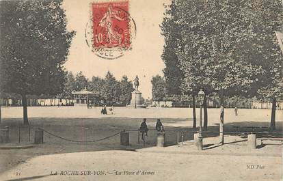 / CPA FRANCE 85 "La Roche sur Yon, la place d'Armes"