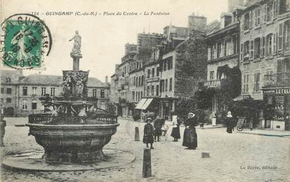 / CPA FRANCE 22 "Guincamp, place du centre, la fontaine"