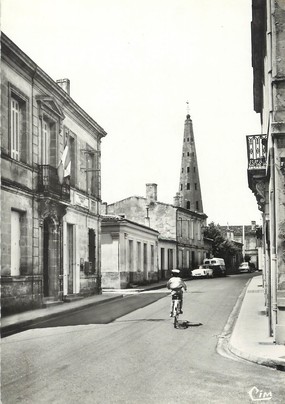 / CPSM FRANCE 33 "Blanquefort, la rue de la République"