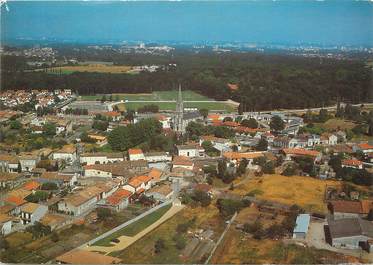 / CPSM FRANCE 33 "Le Haillan, vue générale aérienne"