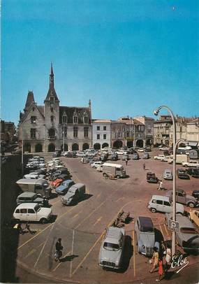 / CPSM FRANCE 33 "Libourne, la place de l'hôtel de ville"
