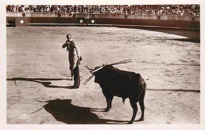 CPSM CORRIDA "Course de taureaux, l'entrée à la mort"