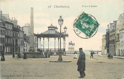/ CPA FRANCE 50 "Cherbourg, place d'Armes"