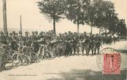 51 Marne / CPA FRANCE 51 "Bataillon cycliste, la halte après le combat" / MILITAIRES