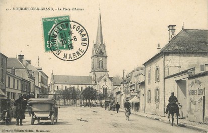 / CPA FRANCE 51 "Mourmelon Le Grand, la place d'Armes"