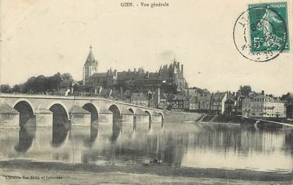 / CPA FRANCE 45 "Gien, vue générale"