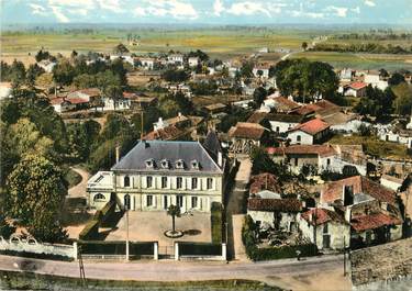 / CPSM FRANCE 33 "Saint Seurin de Cadourne, château du Mont "