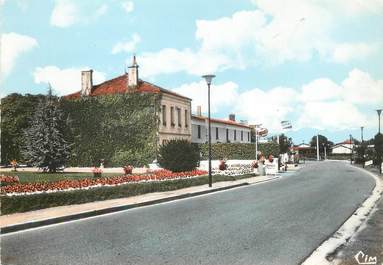 / CPSM FRANCE 33 "Saint Caprais de Bordeaux, route de Langoiran"