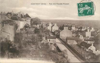 / CPA FRANCE 61 "Domfront, rue des Fossés Plisson"