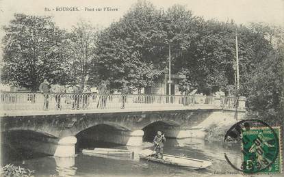 / CPA FRANCE 18 "Bourges, pont sur l'Yèvre"