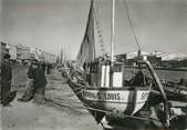 34 Herault / CPSM FRANCE 34 "Sète, barques de pêche au repos le long des quais"