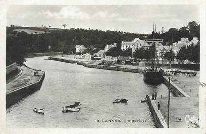 / CPSM FRANCE 22 "Lannion, le port"