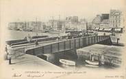 50 Manche / CPA FRANCE 50 "Cherbourg, le pont tournant et le quai Alexandre III"