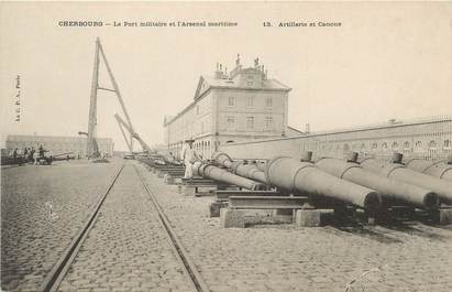 / CPA FRANCE 50 "Cherbourg, le port militaire et l'arsenal maritime"