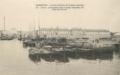 / CPA FRANCE 50 "Cherbourg, le port militaire et l'arsenal maritime "